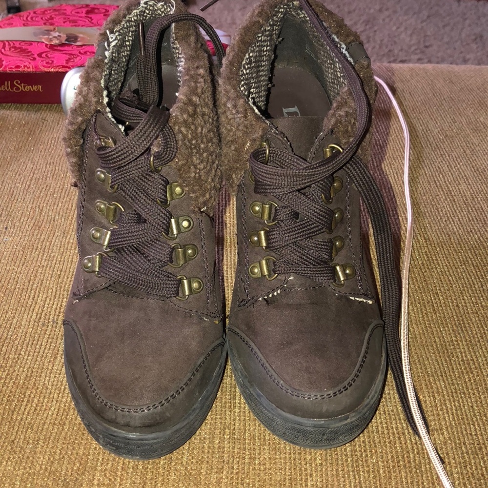 Brown boots